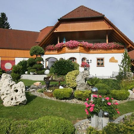 Ferienwohnung Haus Sonnenschein Goessweinstein Exterior foto